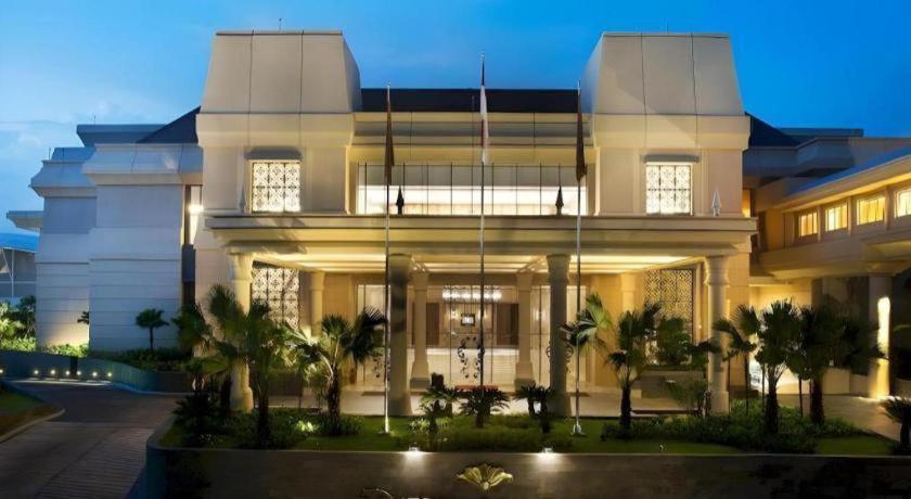 Hotel Tentrem Yogyakarta Exterior foto